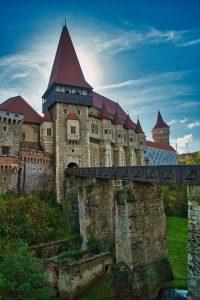 Discover Romania: Your Complete Travel Guide to Enchanting Landscapes, Rich Culture, and History
